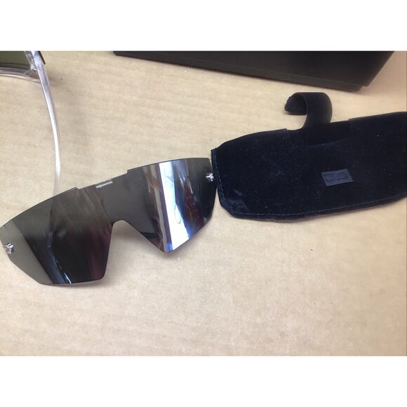 Versace VE4661 Sunglasses Clear Frame Clip-On Lens Set Case Cloth Authentic